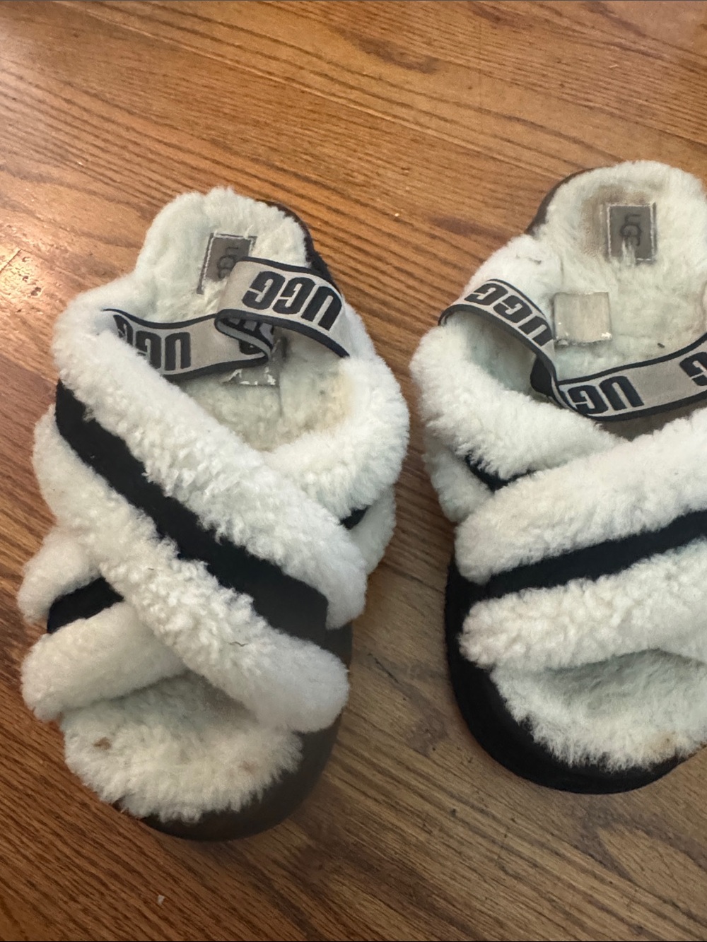 UGG White Shearling Crisscross Slide Sandal - Picture 8 of 10